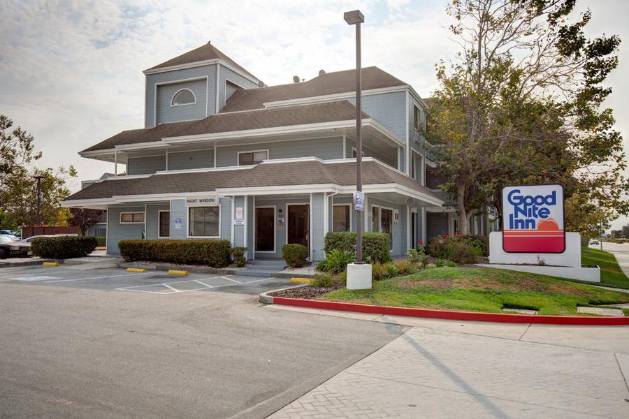 Salinas ca job openings And applying for Salinas jobs has never been easier. Look at the job listings below, click on a job title that interests you and hit the