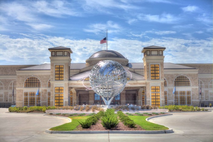 global event center winstar casino