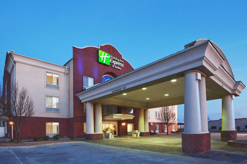 hotels near by winstar casino