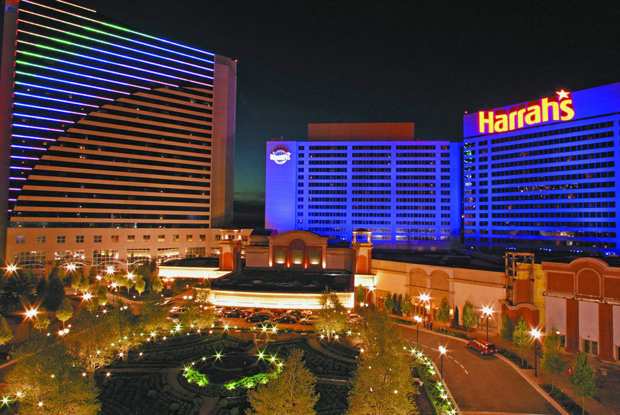 hotels near harrah