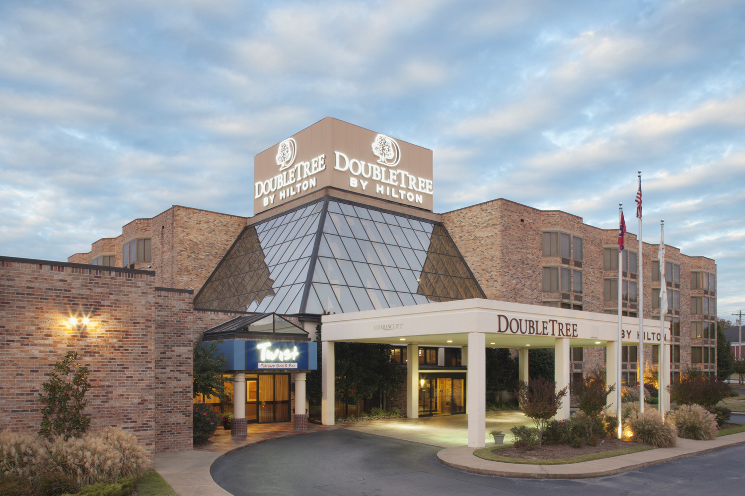 DoubleTree by Hilton Hotel Jackson, Jackson, TN Jobs | Hospitality Online
