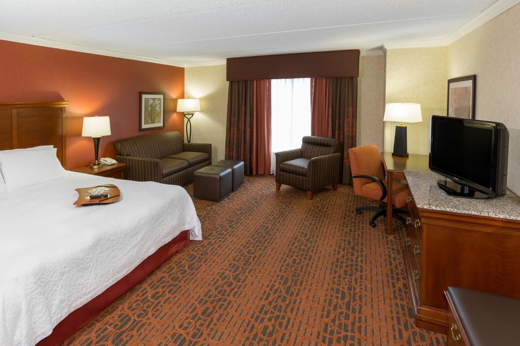 Hampton Inn & Suites ClevelandBeachwood, Beachwood, OH Jobs