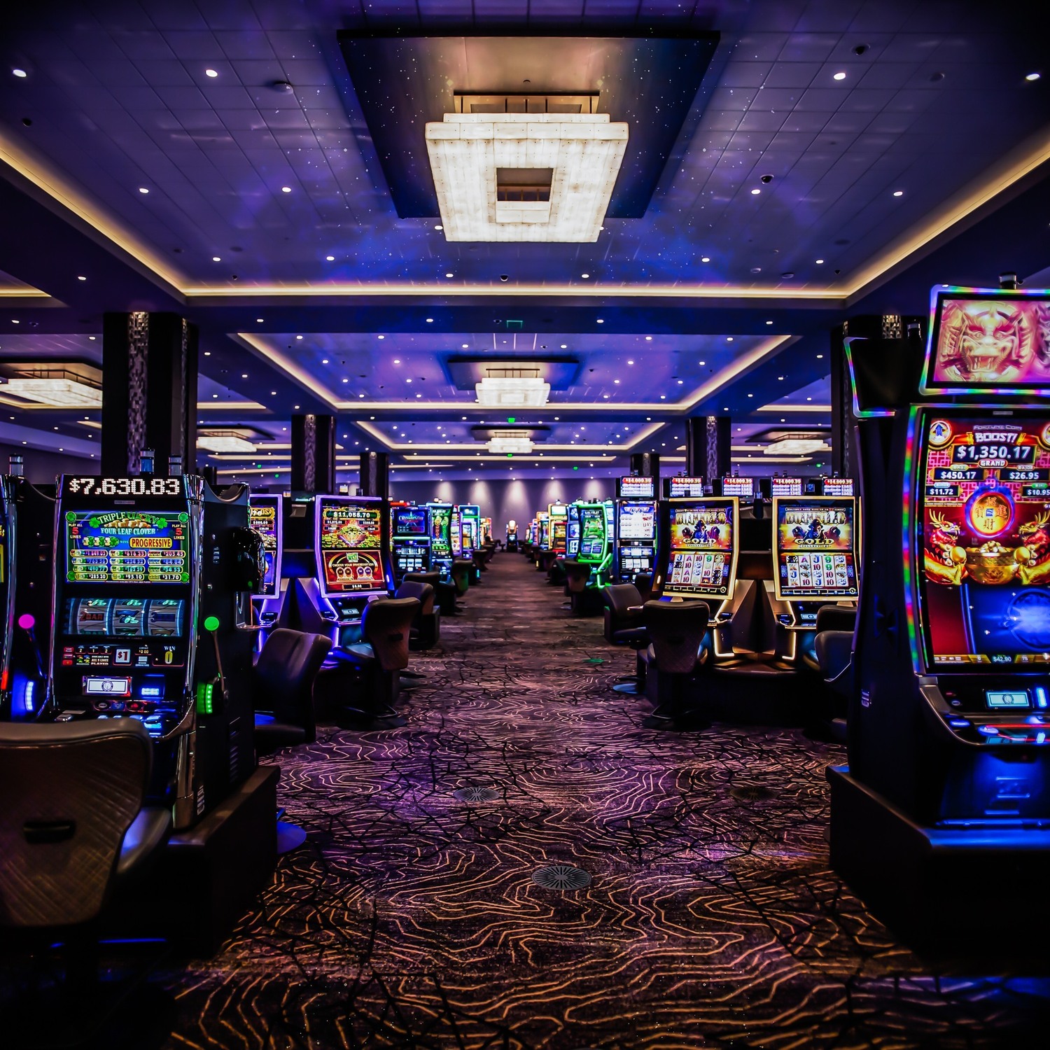 is table mountain casino open