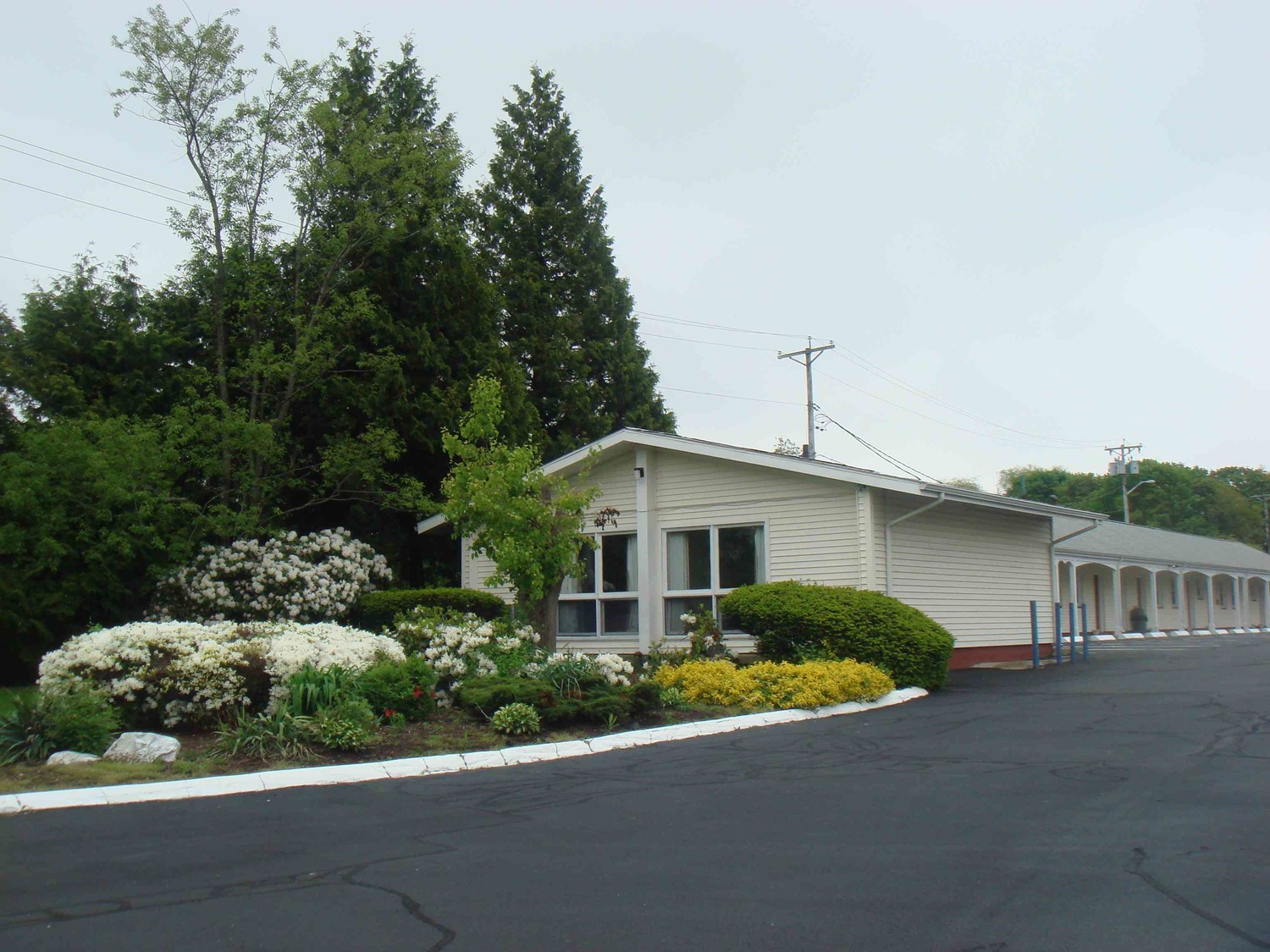 Harbor Base Pineapple Inn, Newport, RI Jobs Hospitality Online