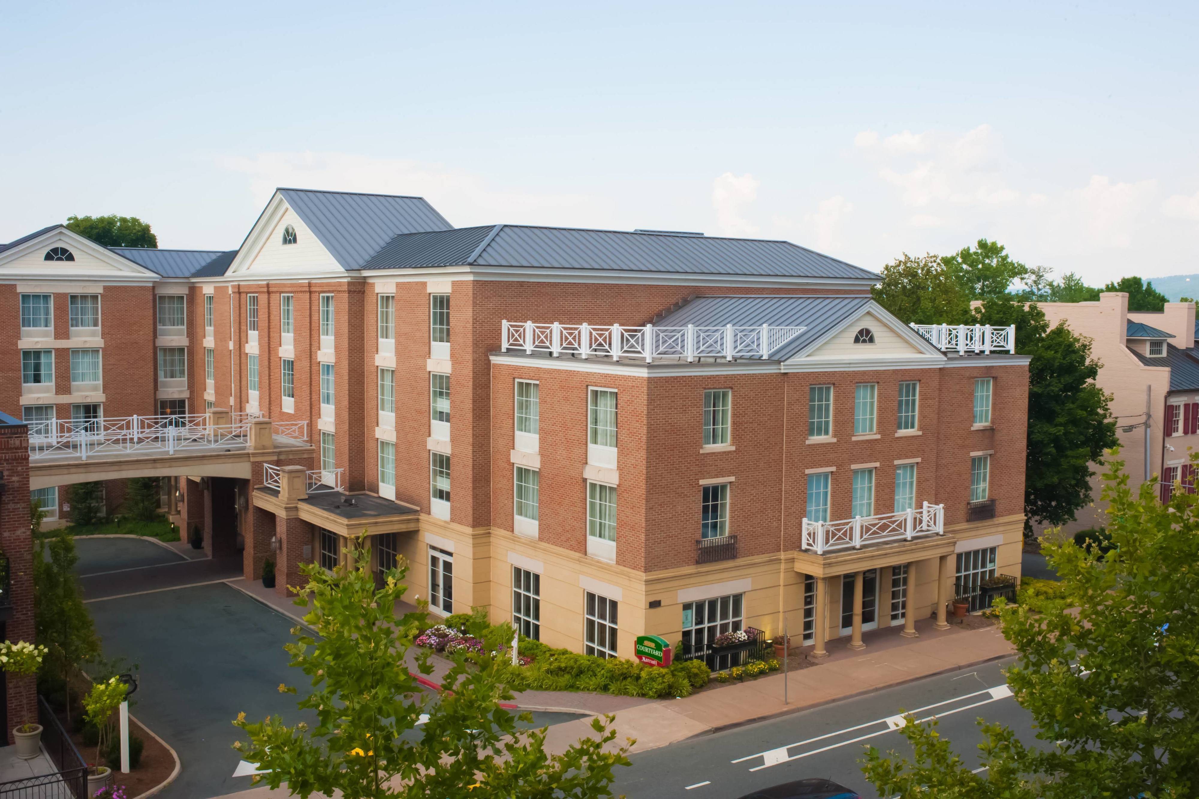 Courtyard by Marriott Charlottesville University Medical Center