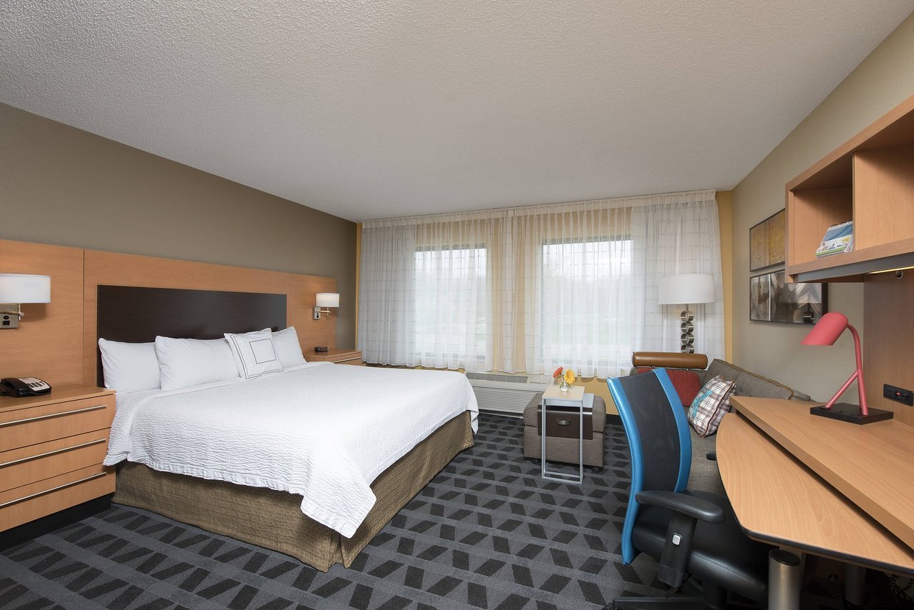 TownePlace Suites by Marriott Kalamazoo, Kalamazoo, MI Jobs