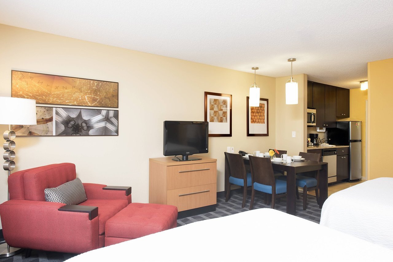 TownePlace Suites by Marriott Kalamazoo, Kalamazoo, MI Jobs