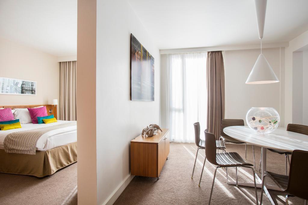 DoubleTree by Hilton Hotel Leeds City Centre, Leeds, England, United