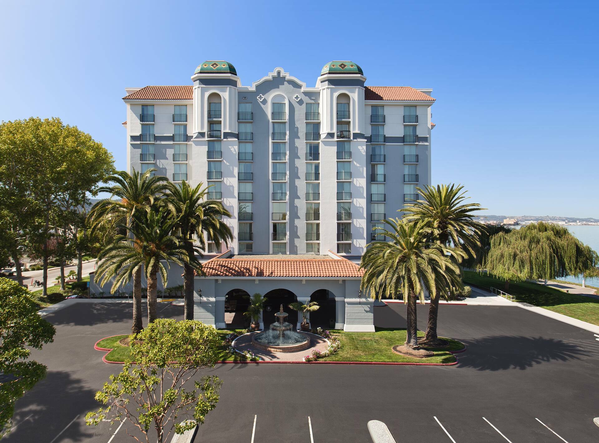 Four Seasons Hotel San Francisco at Embarcadero | Fine Hotels + Resorts |  Amex Travel LU