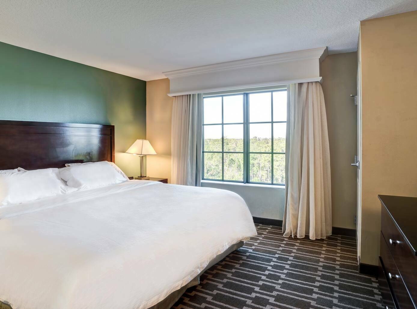 Embassy Suites by Hilton Fort Myers Estero, Estero, FL Jobs