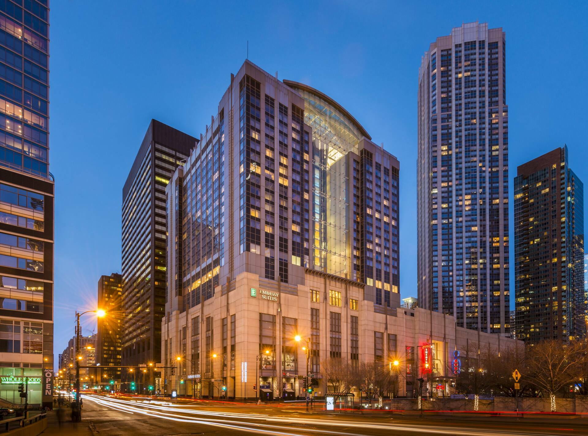 Embassy Suites by Hilton Chicago Downtown Magnificent Mile, Chicago, IL