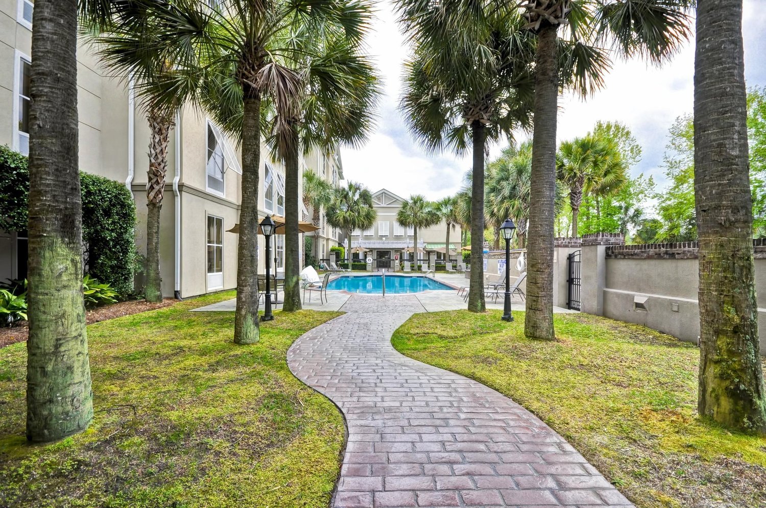 Hampton inn suites charleston west ashley charleston sc jobs