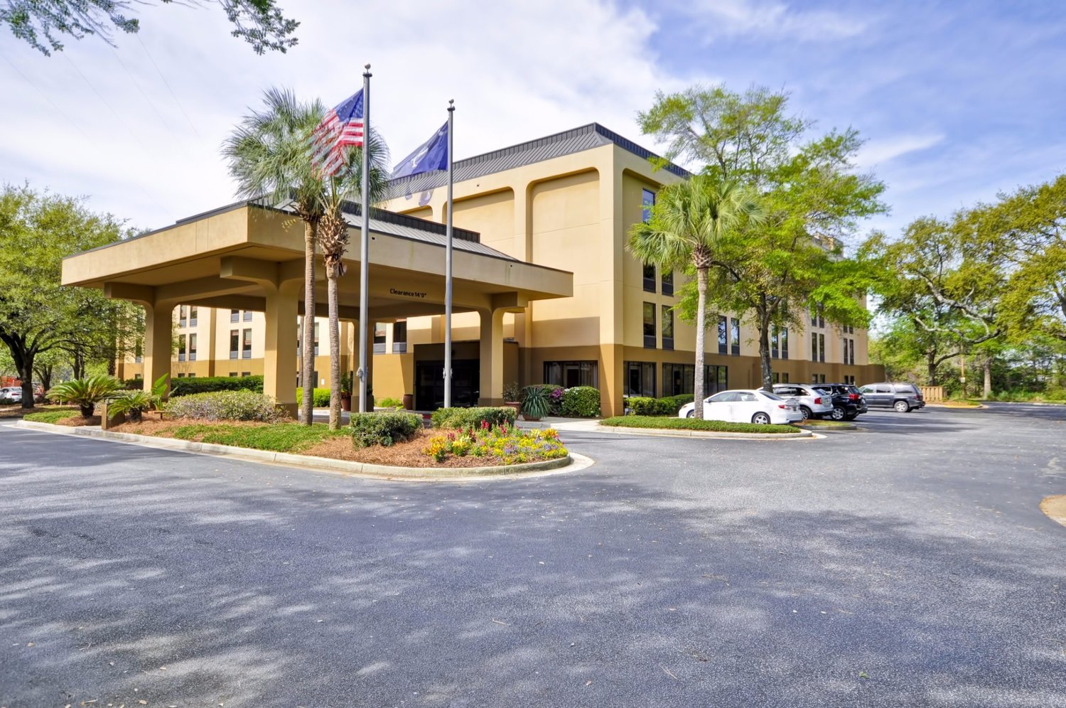 Hampton Inn Charleston/Mt. Pleasant-Patriots Point, Mt Pleasant, SC ...