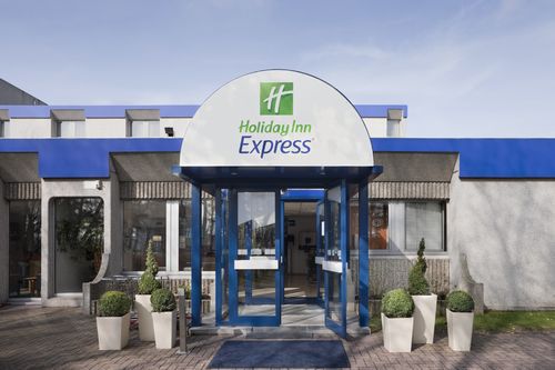 avis hotel holiday inn express brussels airport