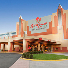 hotels near resort world casino ny