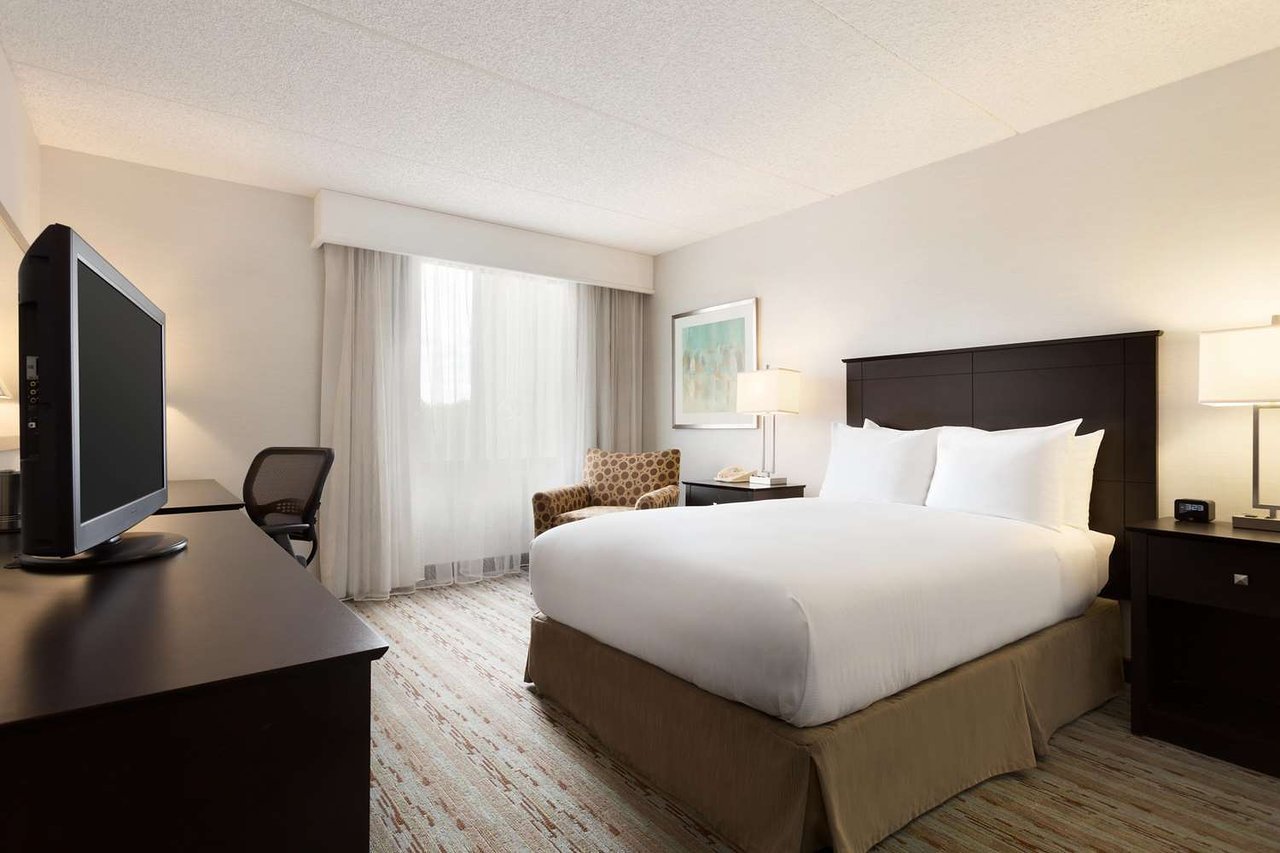 DoubleTree by Hilton Hotel Hartford Bradley Airport, Windsor Locks