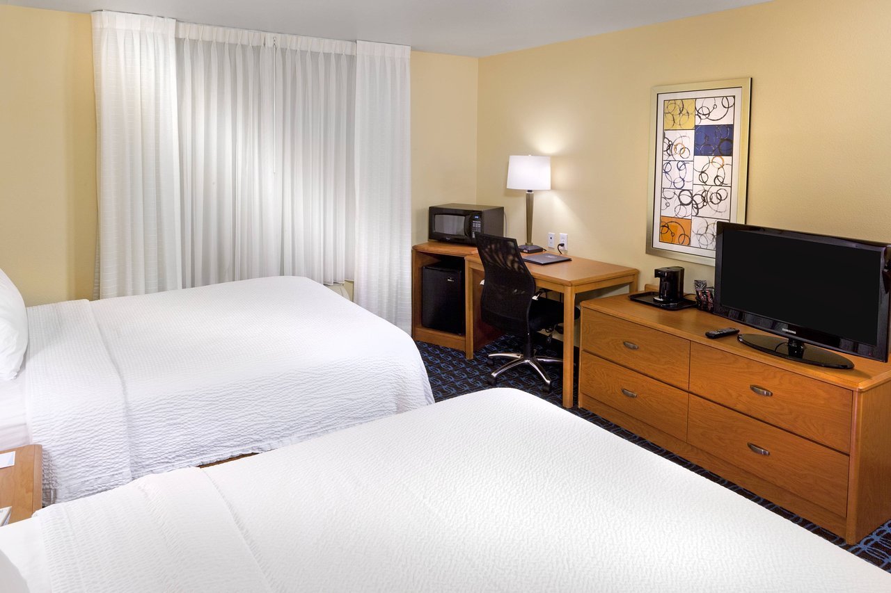 Fairfield Inn Suites Marriott San Bernardino  San Bernardino 