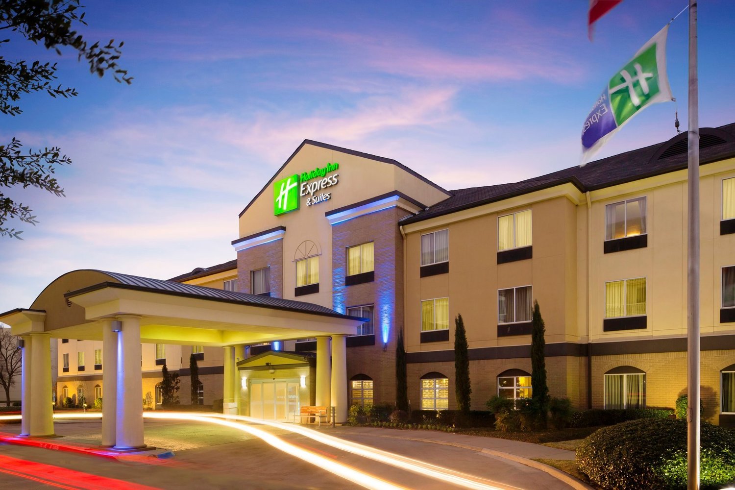 Holiday Inn Express & Suites DFWGrapevine, Grapevine, TX Jobs
