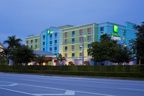 holiday inn express cruise port fort lauderdale