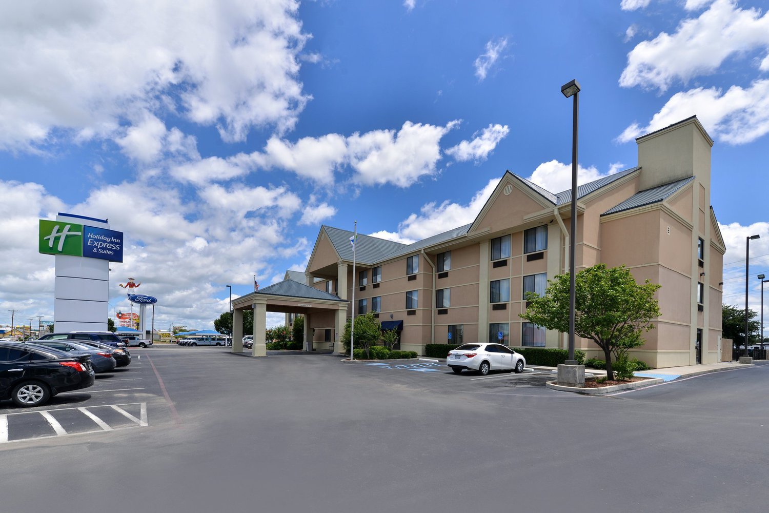 Holiday Inn Express Suites Brownwood Tx Jobs 618022 L