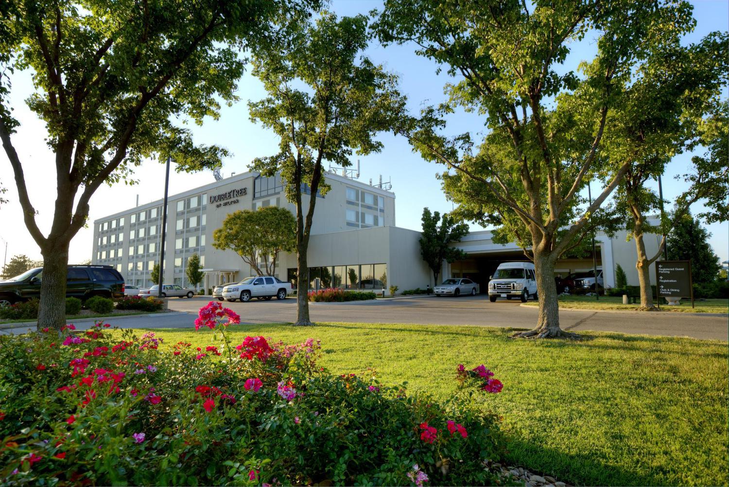 DoubleTree by Hilton Hotel Wichita Airport, Wichita, KS Jobs