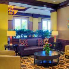 laredo embassy suites