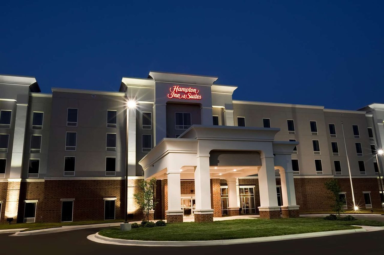 Jobs at Hampton Inn & Suites Huntsville Hampton Cove, Huntsville, AL ...