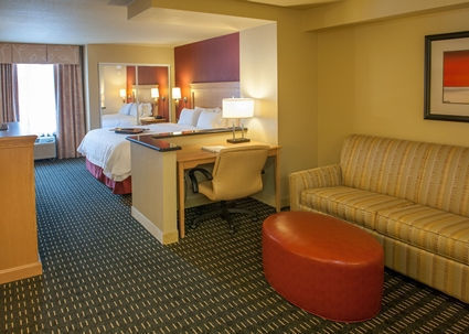 pensacola cordova hampton mall inn airport area