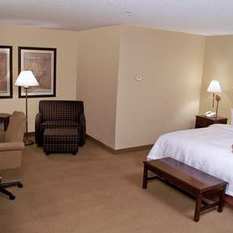 princeton hampton inn jobs