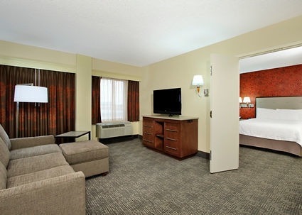 columbus hampton suites inn downtown