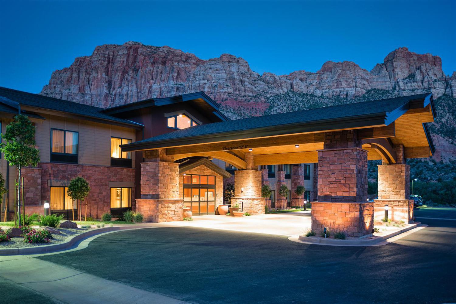 Hampton Inn Suites Springdale Zion National Park  Springdale  Jobs