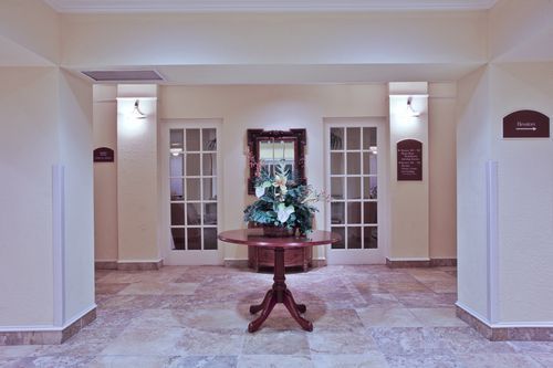 Holiday Inn Express Arcadia Fl Jobs Hospitality Online 310590 M