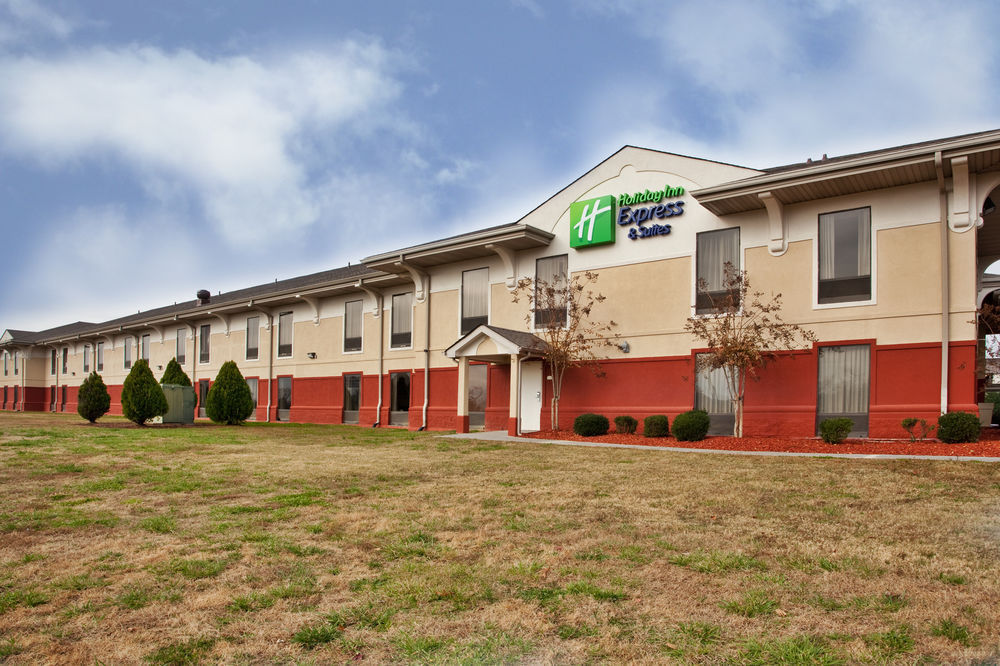 Holiday Inn Express Calhoun Ga Jobs Hospitality Online 552410 L