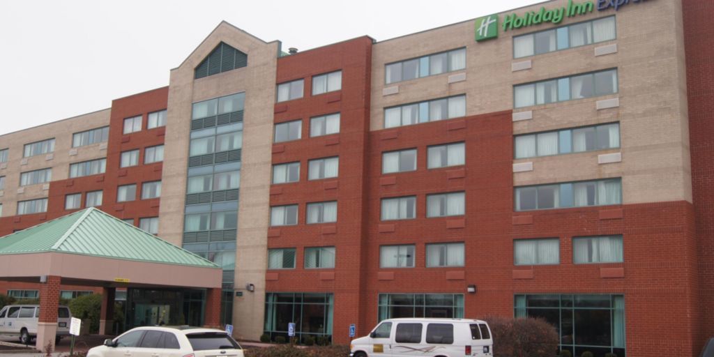 Holiday Inn Express St. Louis Airport- Riverport, St. Louis, MO Jobs |  Hospitality Online