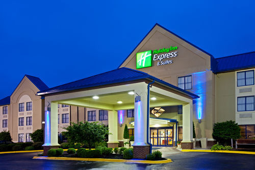 Jobs at Holiday Inn Express Scottsburg, Scottsburg, IN | Hospitality Online