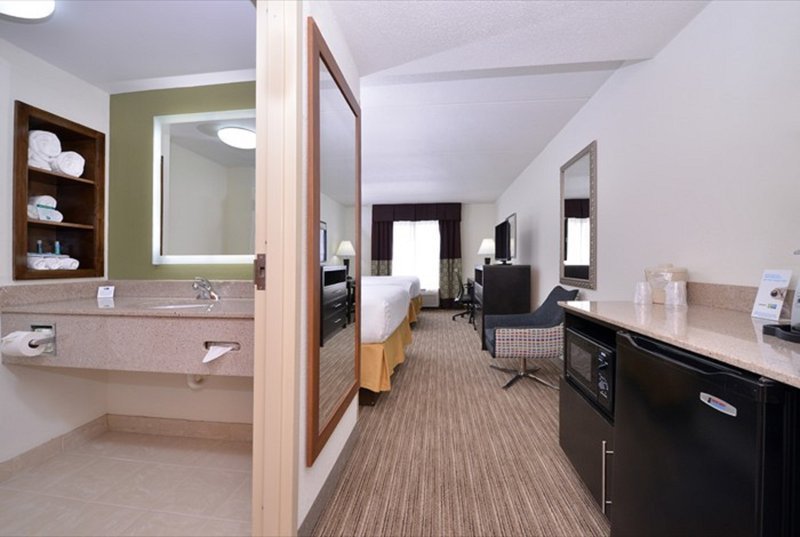 Holiday Inn Express Mooresville Lake Norman, Mooresville, NC Jobs