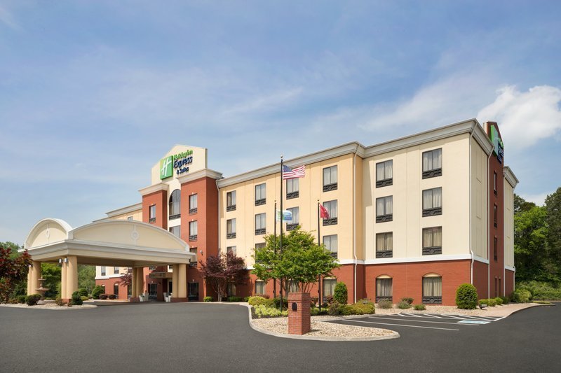 Holiday Inn Express Suites Knoxville-Clinton  Clinton  Jobs