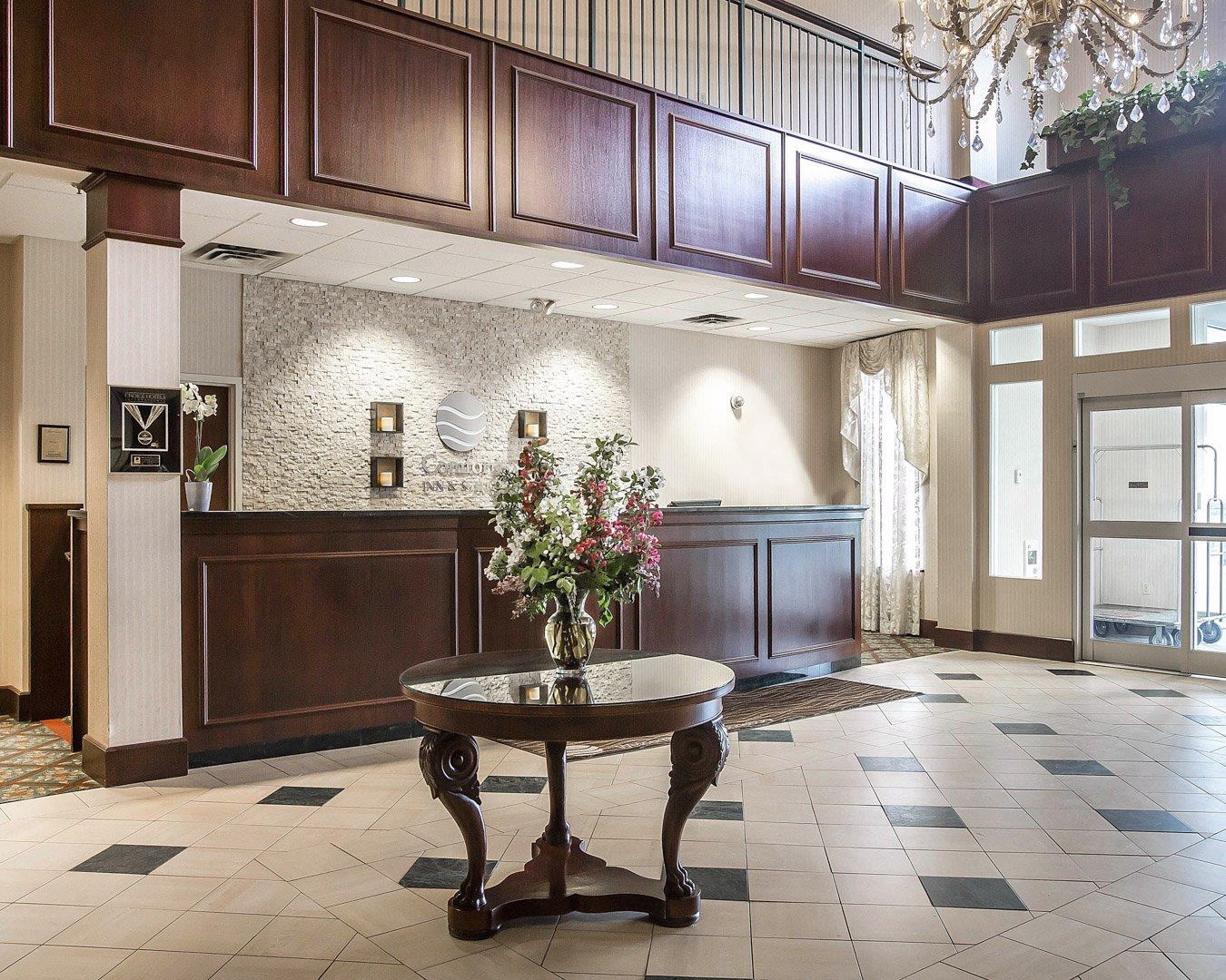 Comfort Inn & Suites Near Burke Mountain, St. Johnsbury, VT Jobs