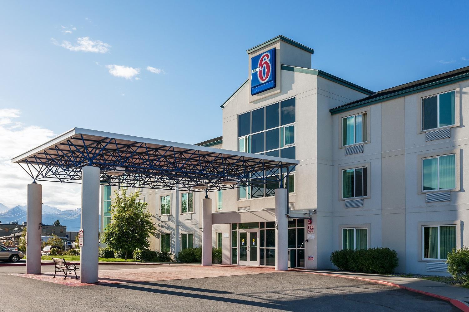 Motel 6 Anchorage Midtown, Anchorage, AK Jobs
