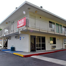 Motel 6 Sacramento - Old Sacramento North, Sacramento, CA Jobs