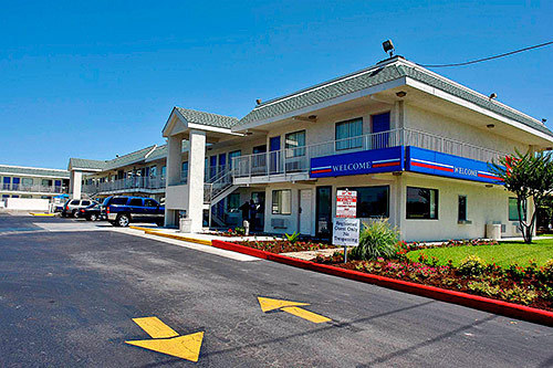 Motel 6 Austin Central - North, Austin, TX Jobs | Hospitality Online