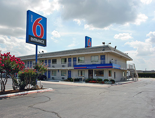 Motel 6 Dallas - Irving, Irving, TX Jobs | Hospitality Online