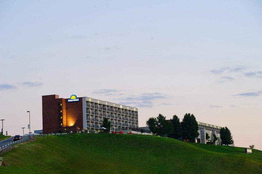 Days Hotel And Conference Center Sutton Wv Jobs Hospitality Online Days Hotel And Conference Center