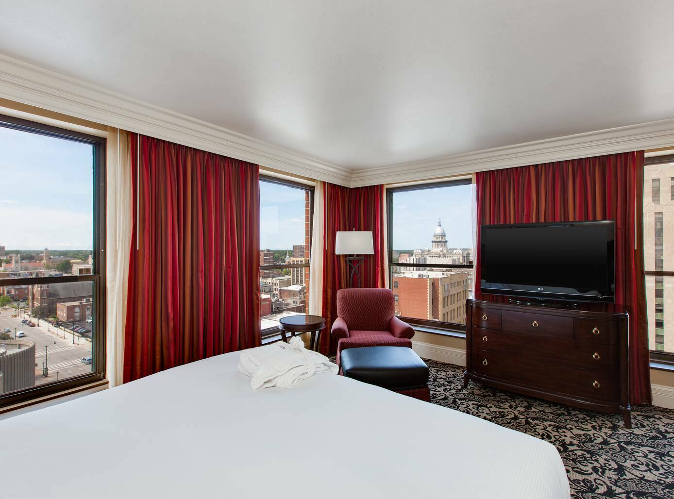 Housekeeper Job President Abraham Lincoln Springfield a DoubleTree