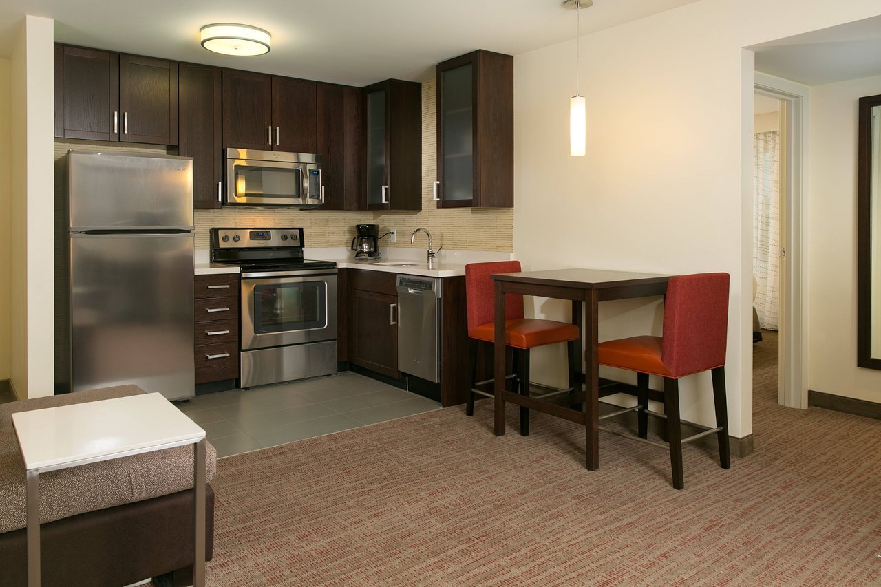 residence inn by marriott kansas city airport 3 out of 5