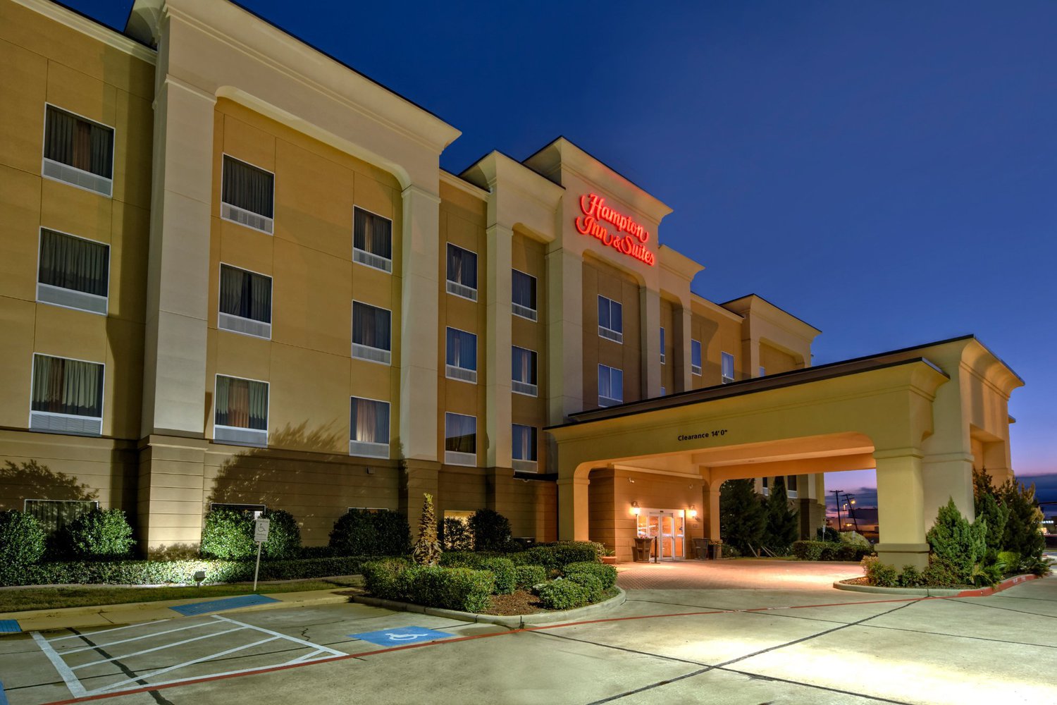 Hampton Inn & Suites Corsicana, Corsicana, Tx Jobs 