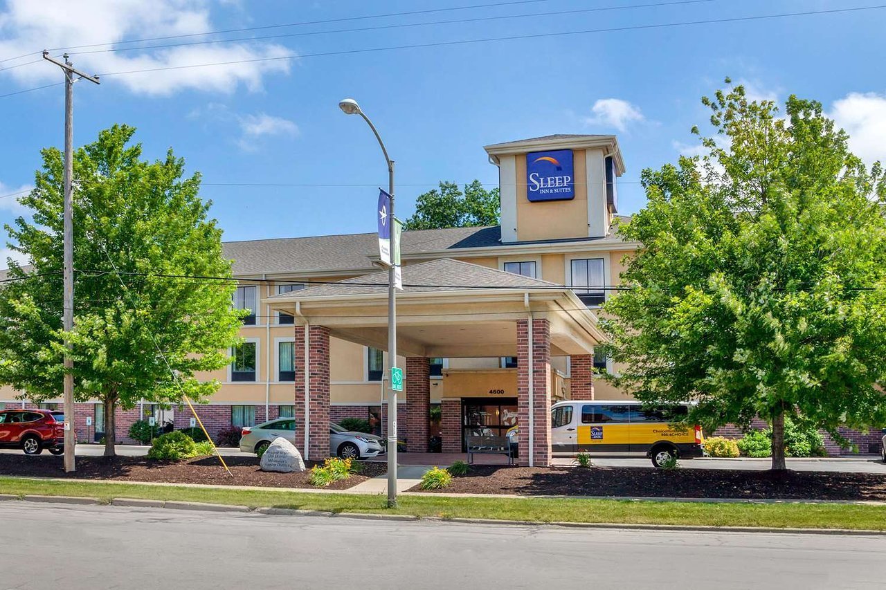 Sleep Inn & Suites Milwaukee Airport, Milwaukee, WI Jobs | Hospitality ...