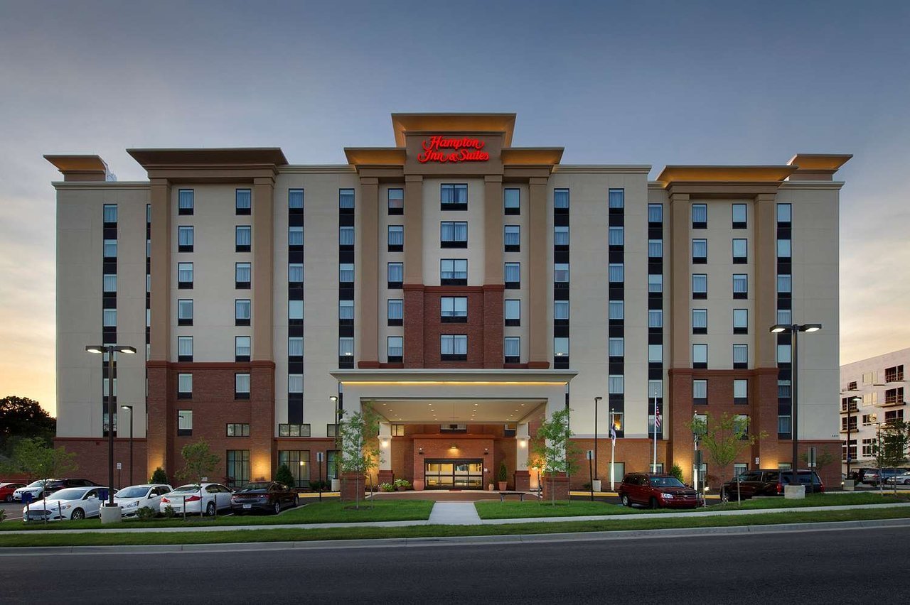 Hampton Inn & Suites Falls Church, Falls Church, VA Jobs | Hospitality
