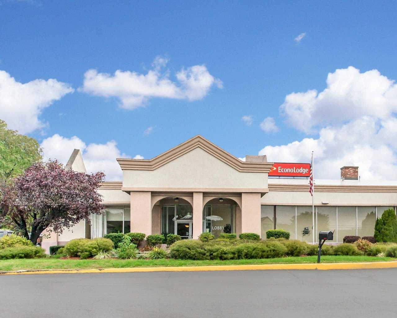 Econo Lodge New Stanton Pa Jobs Hospitality Online 607729 L