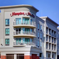 roanoke hampton downtown suites inn